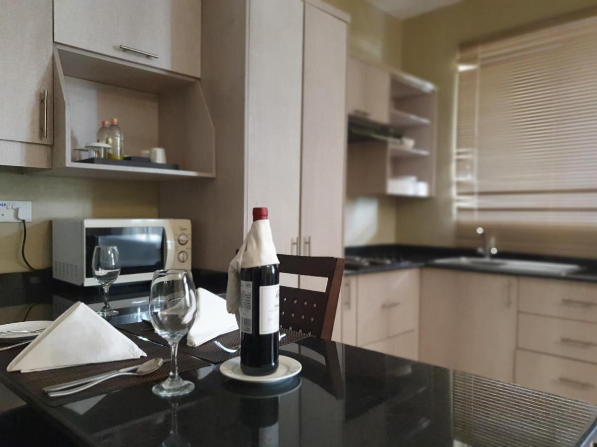 Serendib Suites And Conference Center Blantyre Extérieur photo