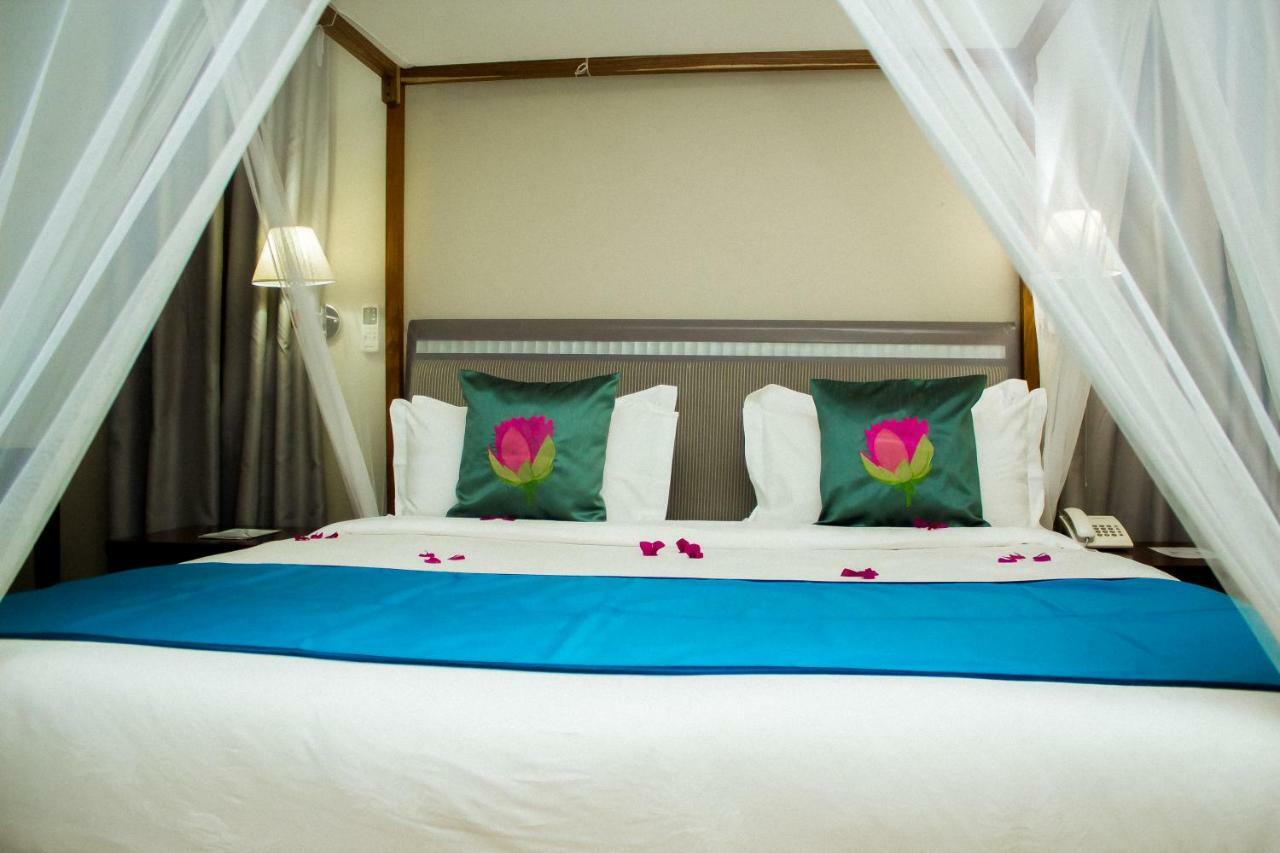Serendib Suites And Conference Center Blantyre Extérieur photo